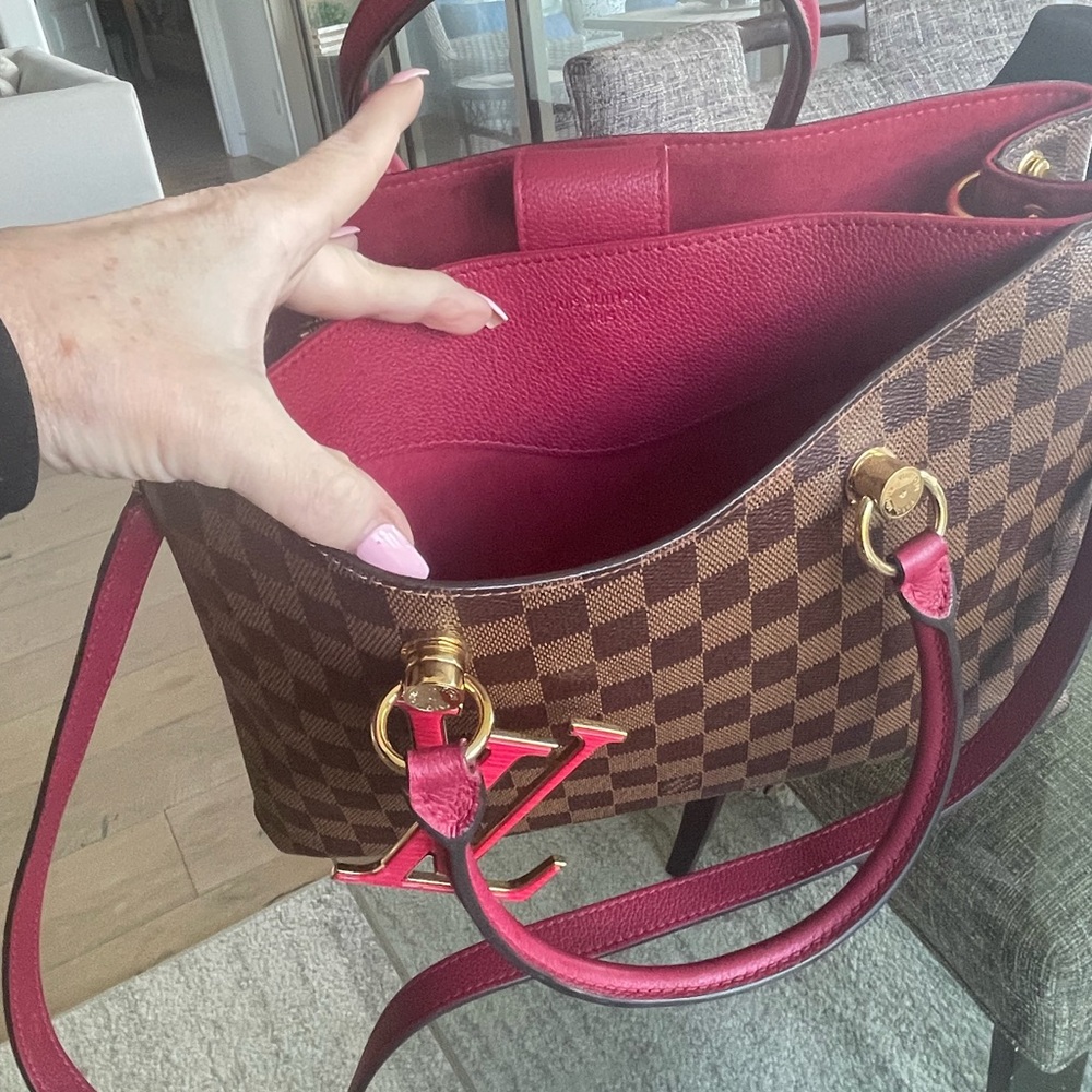 Louis Vuitton limited edition damier and dark pink 2 way bag. - Picture 3 of 5